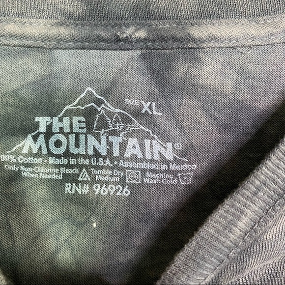 The Mountain Wolf Shirt XL - Picture 4 of 4